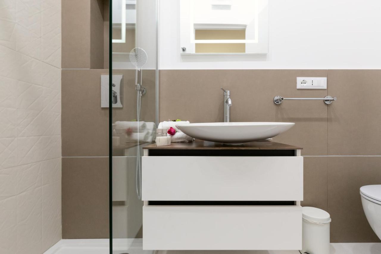 Buzzstays - Stylish Apartments Vatican Rome Downtown Экстерьер фото